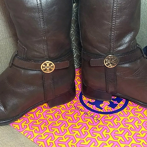 Tory Burch brown leather boots - Picture 2 of 12